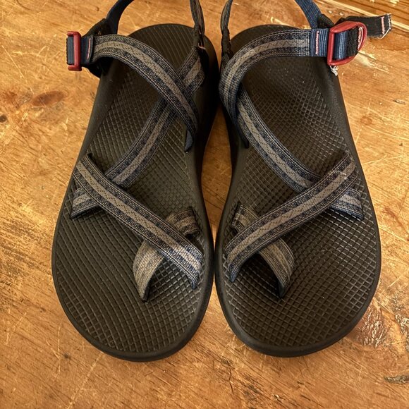 Men's Chaco Size 10 - Picture 1 of 6